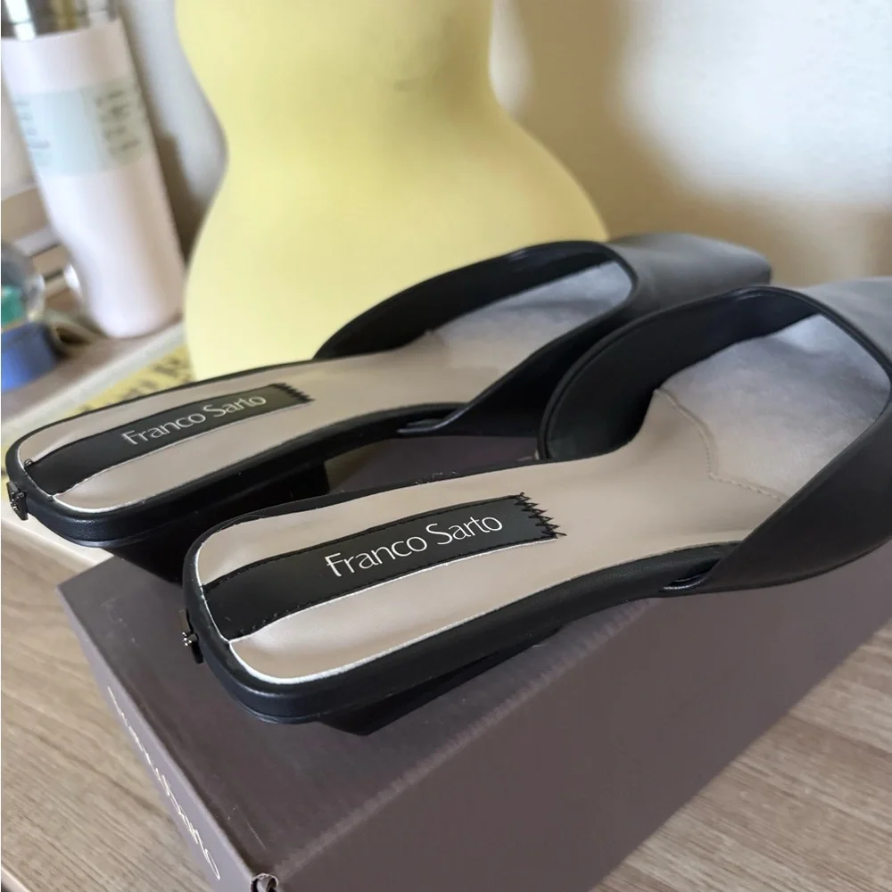 Franco Sarto Black Flats Sleek Leather Loafers